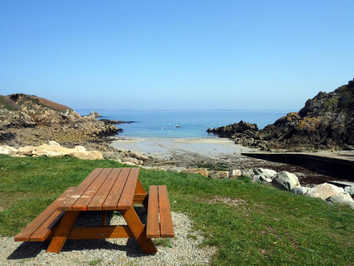 Cottage, Beuzec Cap Sizun Luaran gambar